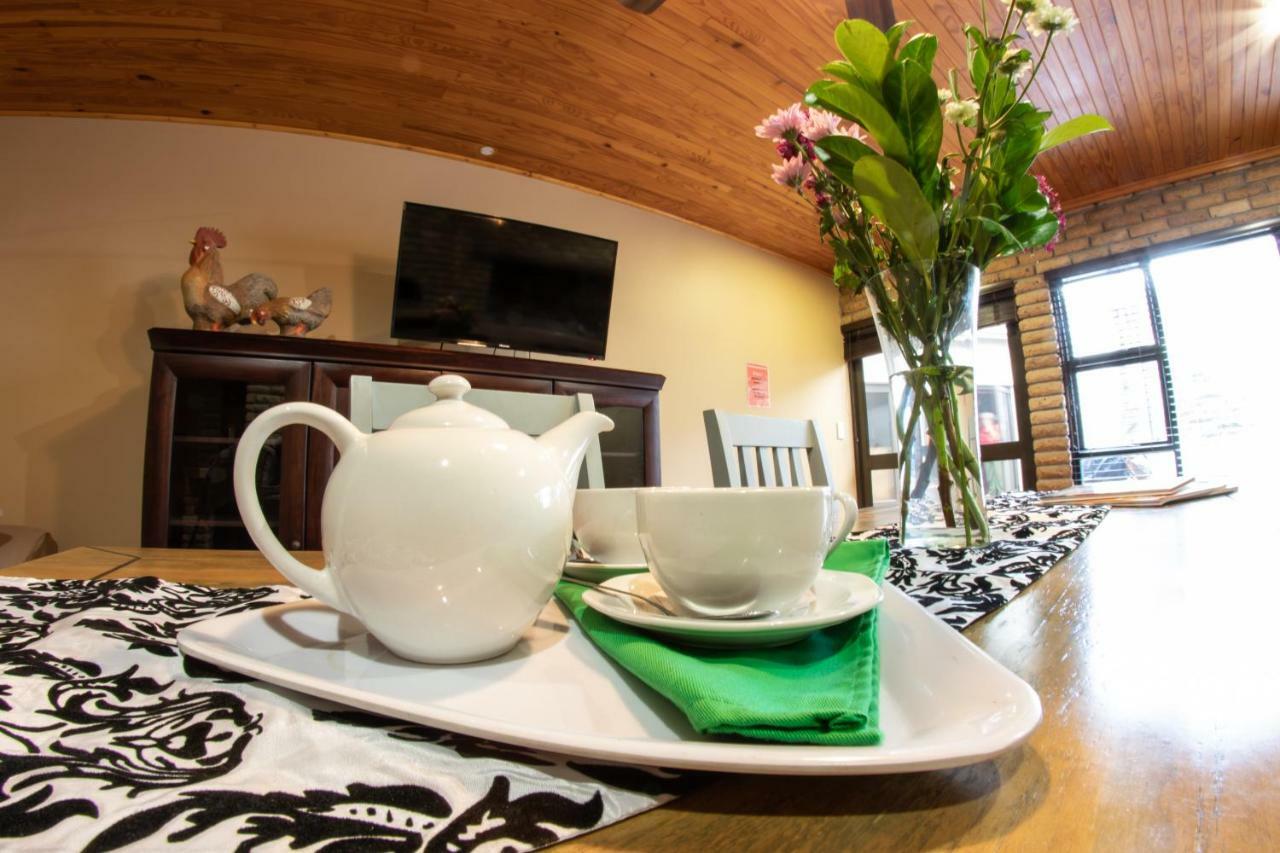 Meransha Self Catering Cc Walvis Bay Kültér fotó