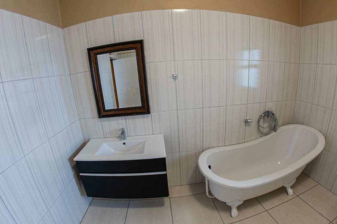 Meransha Self Catering Cc Walvis Bay Kültér fotó