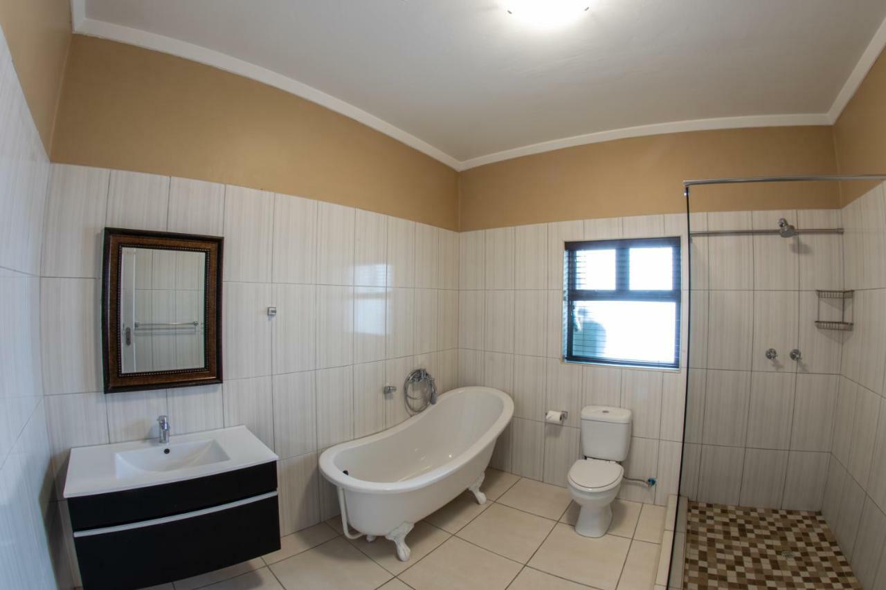 Meransha Self Catering Cc Walvis Bay Kültér fotó