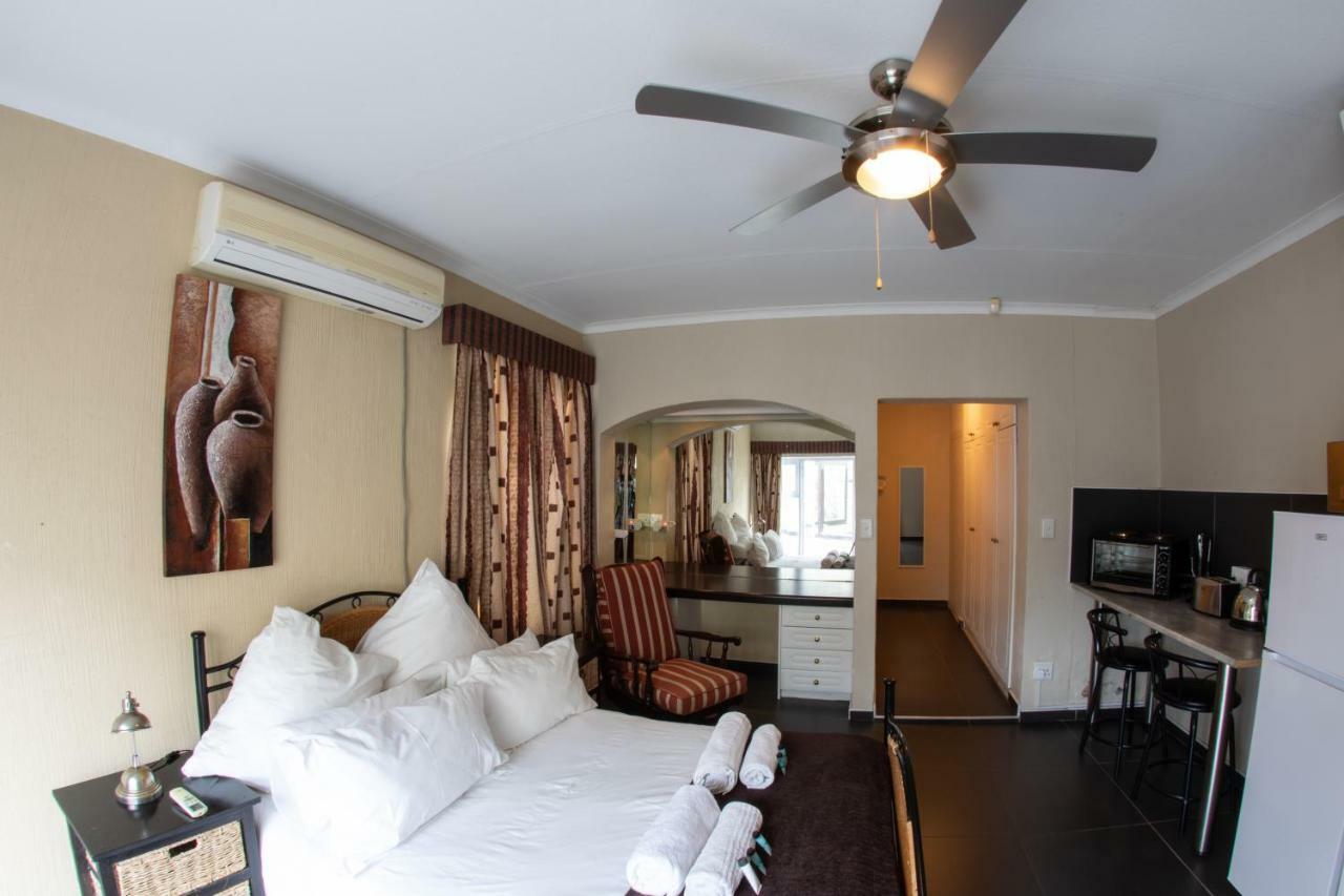 Meransha Self Catering Cc Walvis Bay Kültér fotó