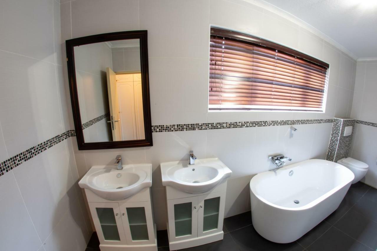 Meransha Self Catering Cc Walvis Bay Kültér fotó
