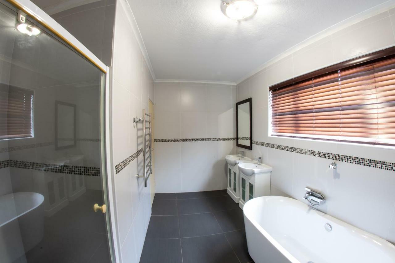 Meransha Self Catering Cc Walvis Bay Kültér fotó