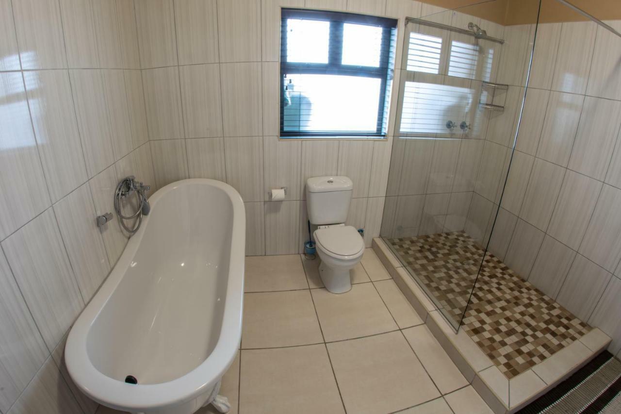 Meransha Self Catering Cc Walvis Bay Kültér fotó