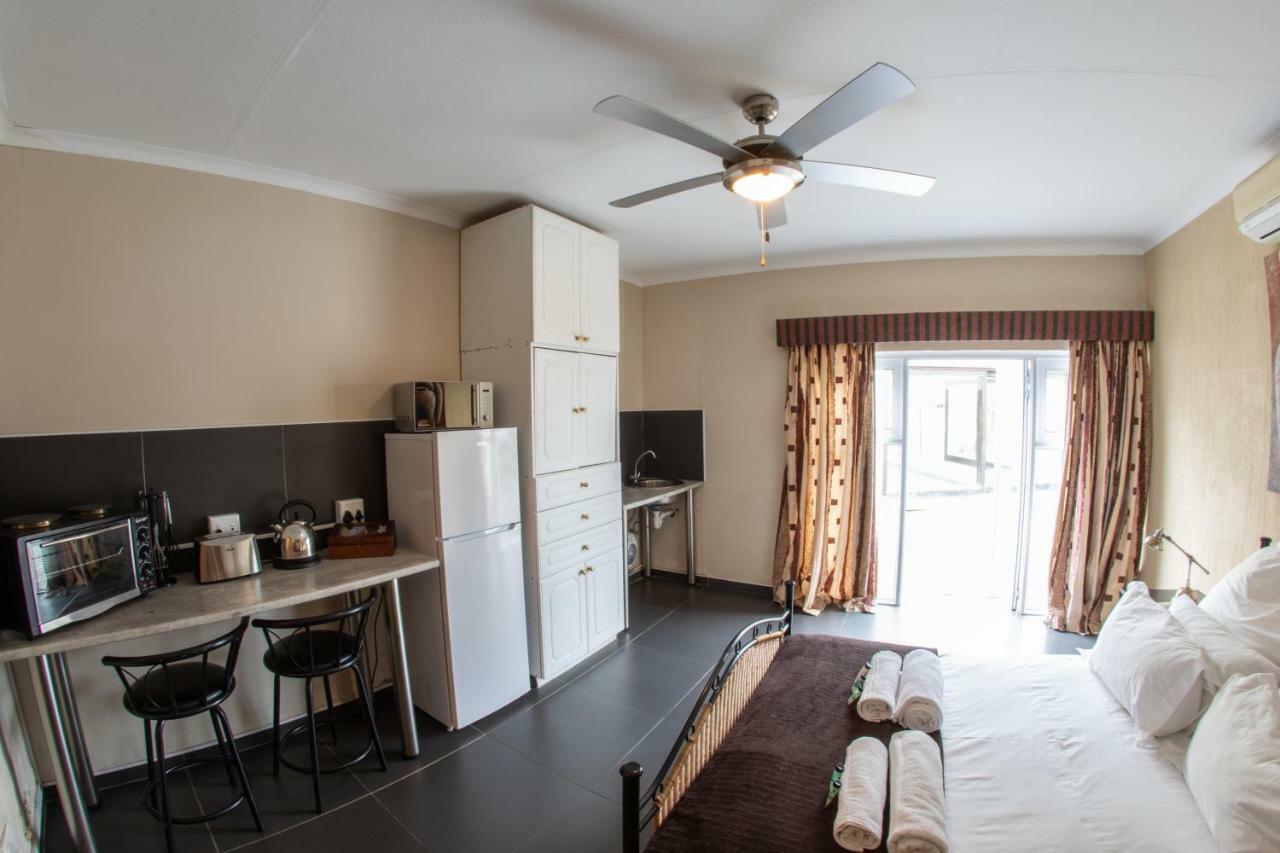 Meransha Self Catering Cc Walvis Bay Kültér fotó