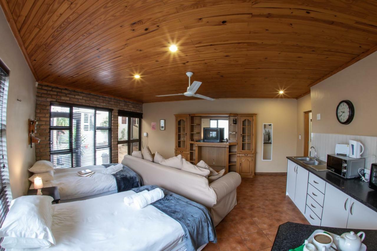 Meransha Self Catering Cc Walvis Bay Kültér fotó