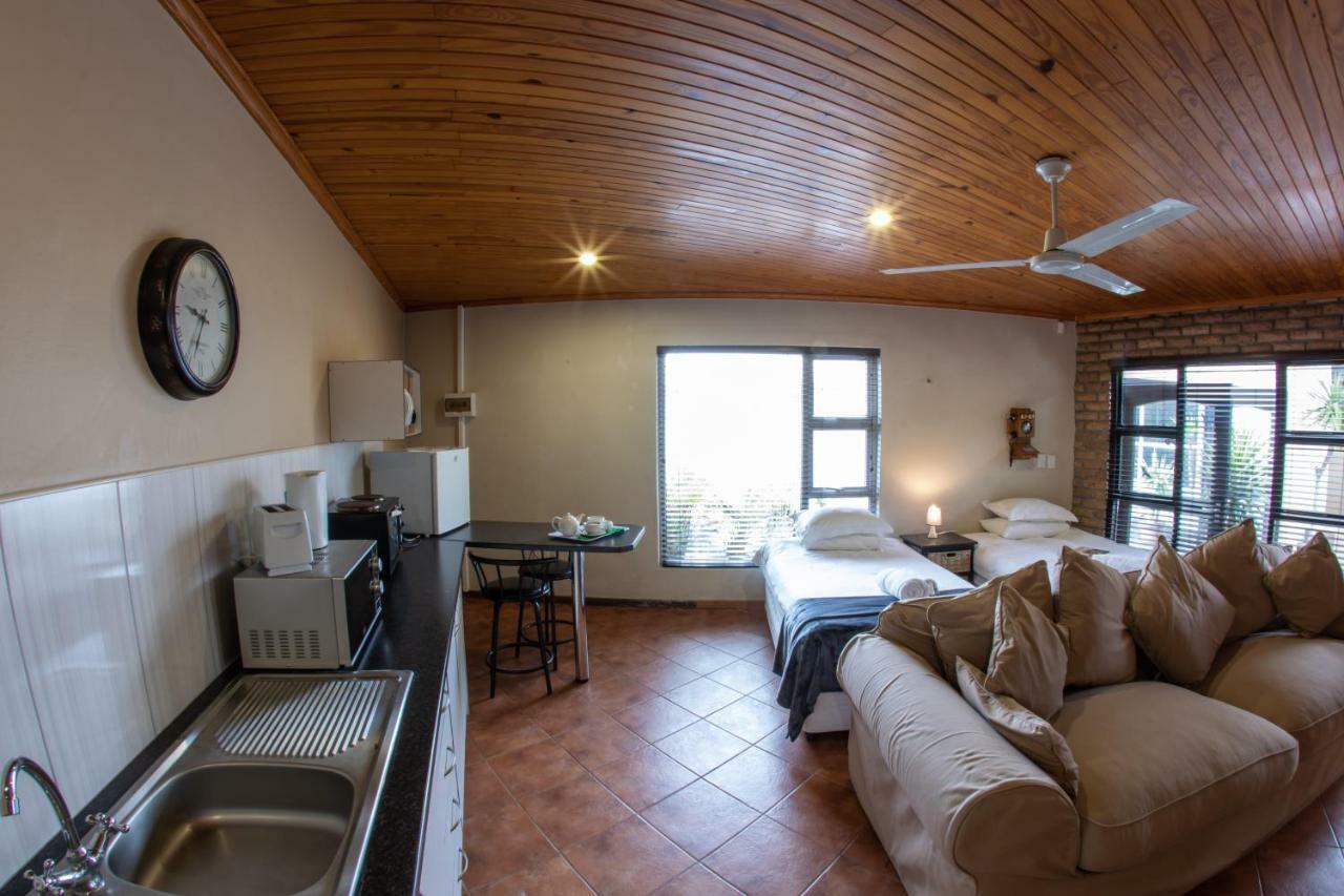 Meransha Self Catering Cc Walvis Bay Kültér fotó