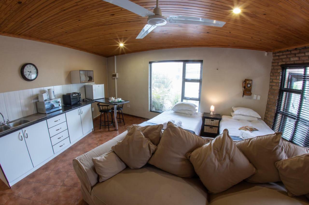 Meransha Self Catering Cc Walvis Bay Kültér fotó