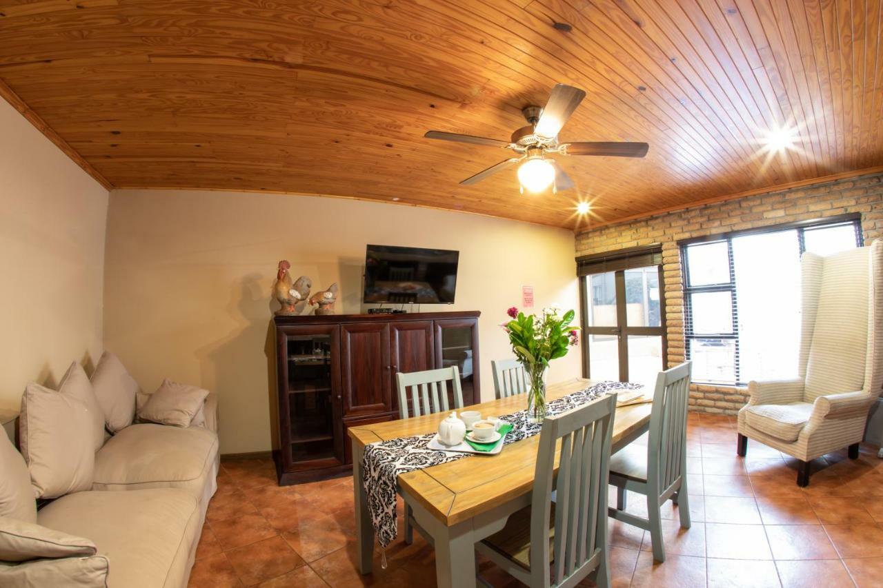 Meransha Self Catering Cc Walvis Bay Kültér fotó