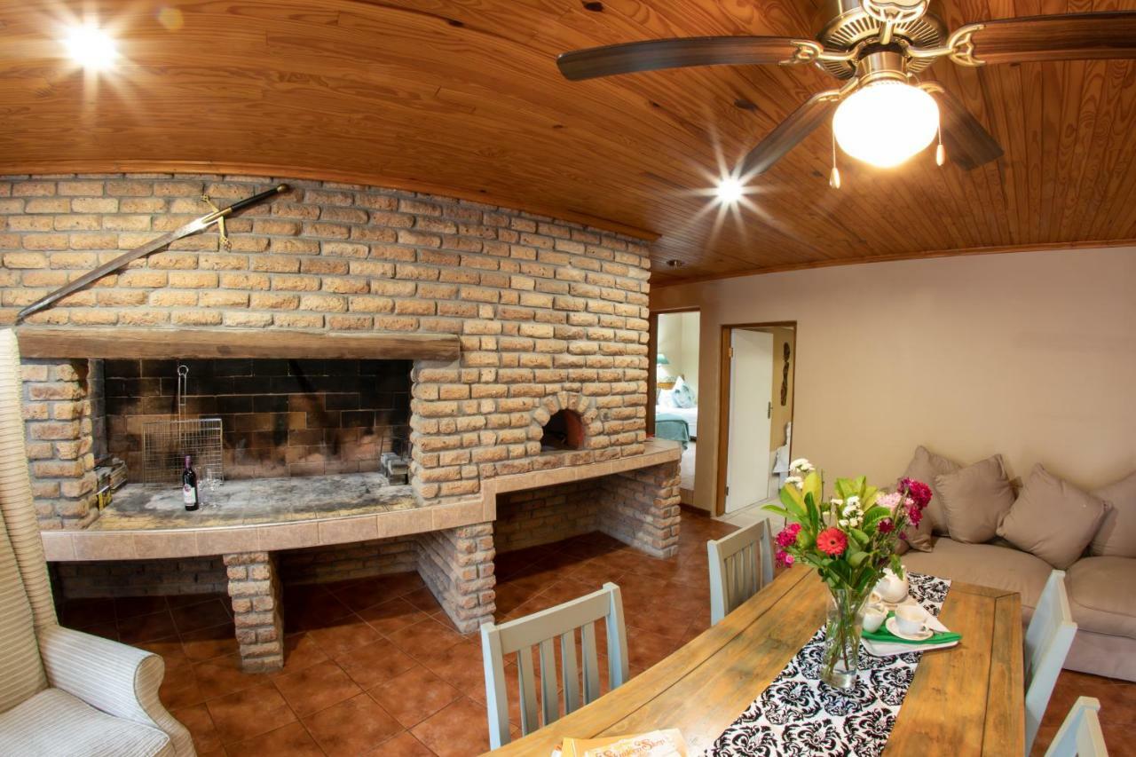 Meransha Self Catering Cc Walvis Bay Kültér fotó